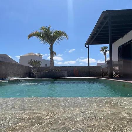 Sport & Culture Nest * Yaiza (Lanzarote)